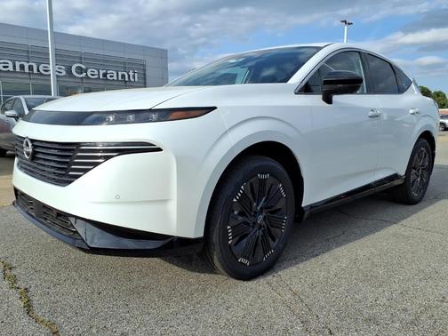 Everest White P 2026 Nissan Murano Platinum