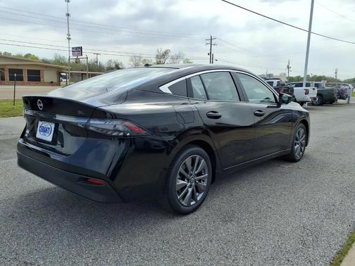 2026 Nissan Sentra SL