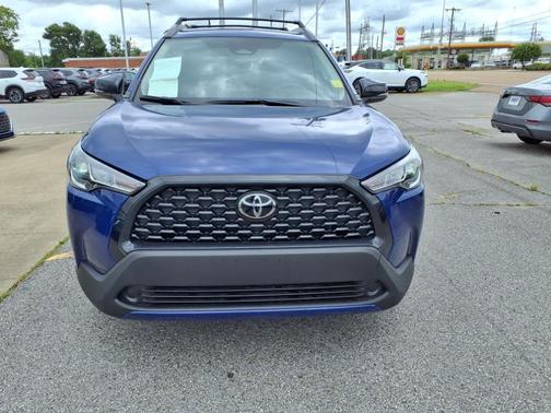 2025 Toyota Corolla Cross LE