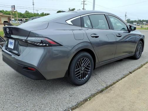 Gun Metallic 2026 Nissan Sentra SV