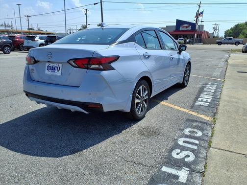2025 Nissan Versa 1.6 SV