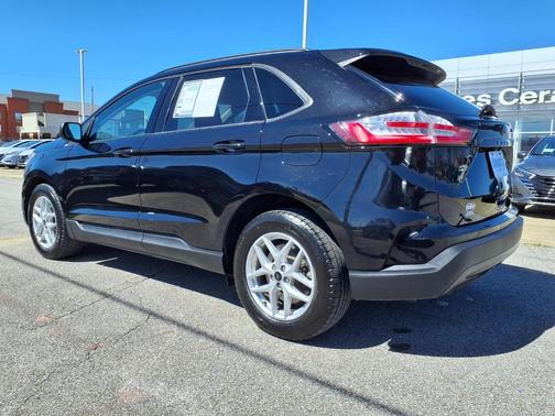2023 Ford Edge SE