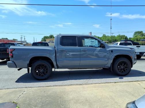 Boulder Gray Metallic 2026 Nissan Frontier SV