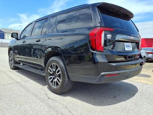 Onyx Black 2021 GMC Yukon XL AT4