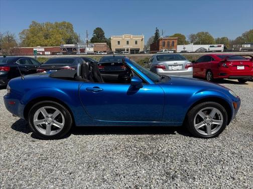 2006 Mazda MX-5 Miata Touring