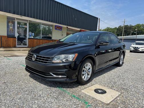 BLK 2018 Volkswagen Passat 2.0T S