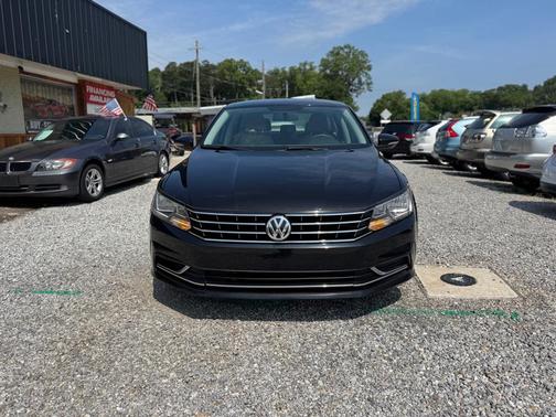BLK 2018 Volkswagen Passat 2.0T S