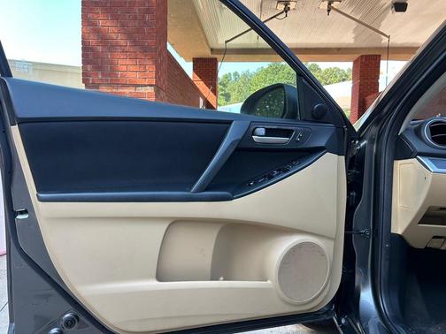 2010 Mazda Mazda3 i Touring