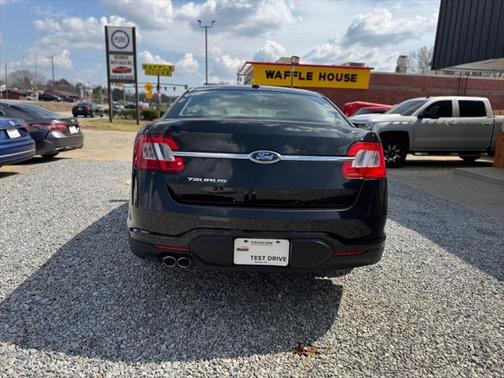2012 Ford Taurus SE