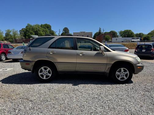 GOLD 2003 Lexus RX 300 Base