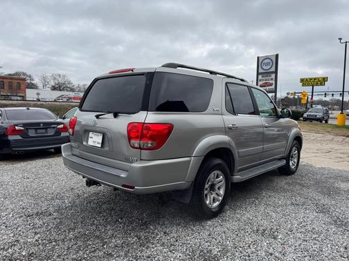 2006 Toyota Sequoia SR5