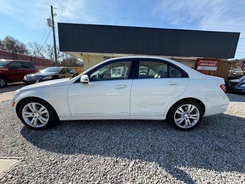 2011 Mercedes-Benz C-Class C300