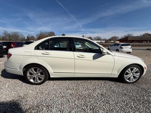 2011 Mercedes-Benz C-Class C300