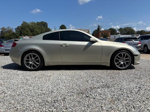 2005 INFINITI G35 Base