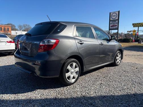 2009 Toyota Matrix Base