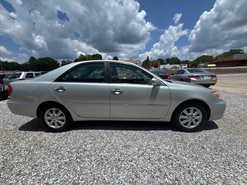 2004 Toyota Camry LE V6