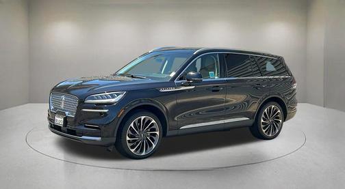 Infinite Black Metallic Clearcoat 2024 Lincoln Aviator Reserve AWD