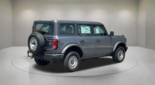 Carbonized Gray Metallic 2026 Ford Bronco Base