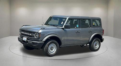Carbonized Gray Metallic 2026 Ford Bronco Base