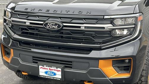 Agate Black Metallic 2026 Ford Expedition Tremor