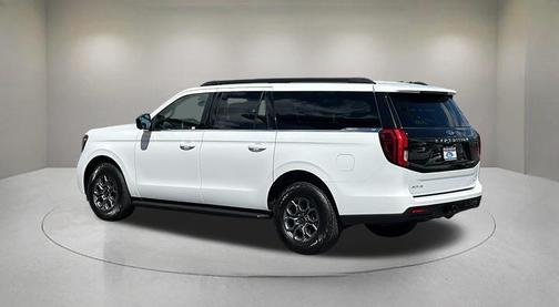 2025 Ford Expedition Max Active 4x4