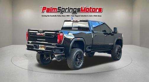 2022 GMC Sierra 2500 AT4