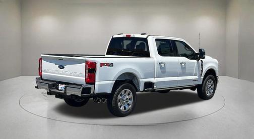 Star White Metallic Tri-Coat 2026 Ford F-250 Lariat