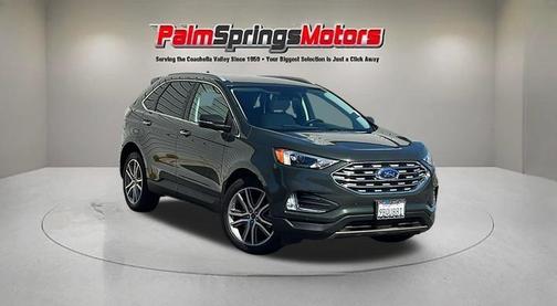 2022 Ford Edge Titanium