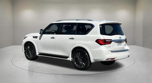 2023 INFINITI QX80 SENSORY AWD