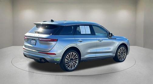 Silver Radiance Metallic Clearcoat 2022 Lincoln Corsair Grand Touring