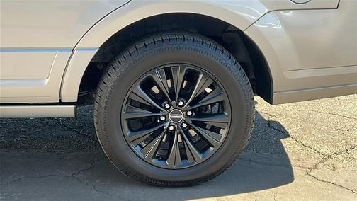 2016 Lincoln Navigator Select