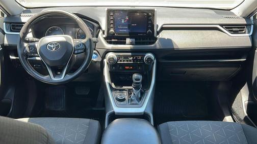 Super White 2021 Toyota RAV4 Hybrid XLE