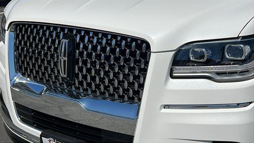 2022 Lincoln Navigator Black Label