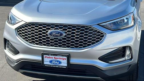Iconic Silver Metallic 2023 Ford Edge SEL