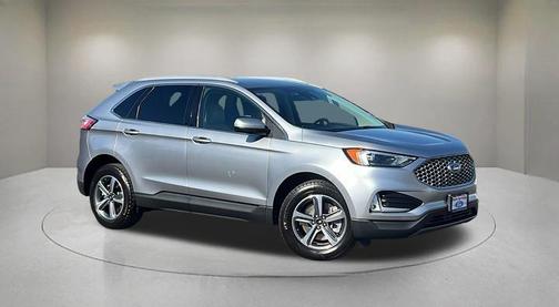 Iconic Silver Metallic 2023 Ford Edge SEL