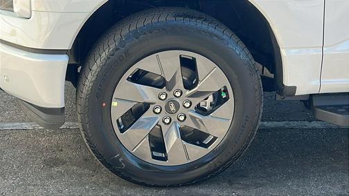 Space White Metallic 2025 Ford F-150 Lightning Flash