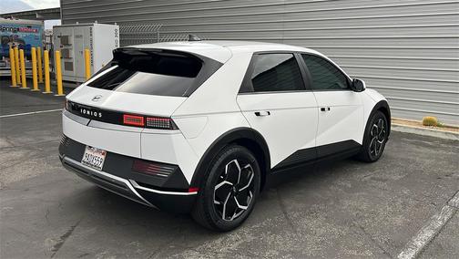 2022 Hyundai IONIQ 5 SE