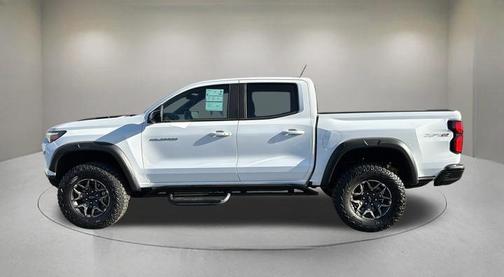 Summit White 2025 Chevrolet Colorado ZR2