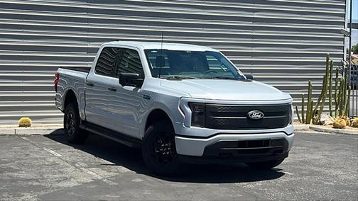 2025 Ford F-150 Lightning XLT