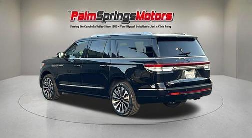 2022 Lincoln Navigator Reserve