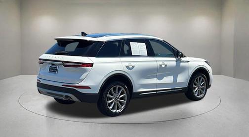 Pristine White Metallic Tri-Coat 2022 Lincoln Corsair Standard