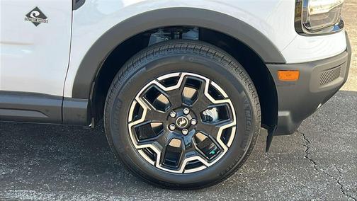 Oxford White 2025 Ford Bronco Sport Outer Banks