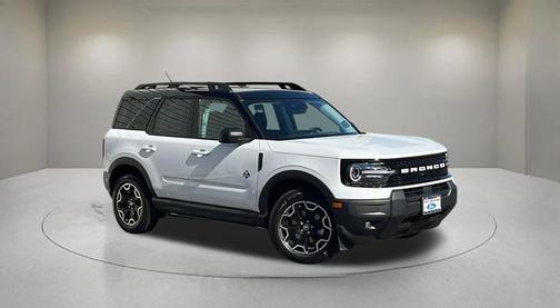 Oxford White 2025 Ford Bronco Sport Outer Banks