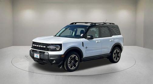 Oxford White 2025 Ford Bronco Sport Outer Banks