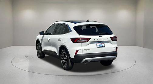 2025 Ford Escape PHEV SE