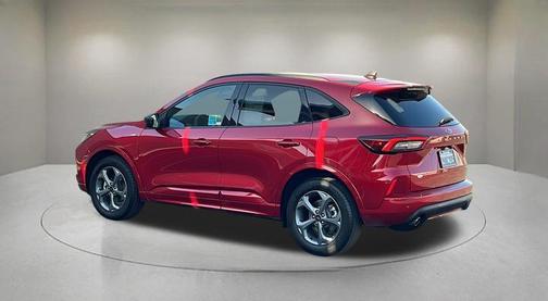 Rapid Red Metallic Tinted Clearcoat 2023 Ford Escape ST-Line