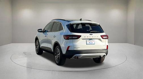 2025 Ford Escape PHEV SE