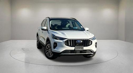 2025 Ford Escape PHEV SE