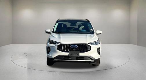 2025 Ford Escape PHEV SE