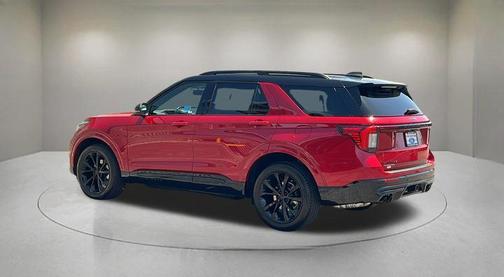 Rapid Red Metallic Tinted Clearcoat 2025 Ford Explorer Platinum